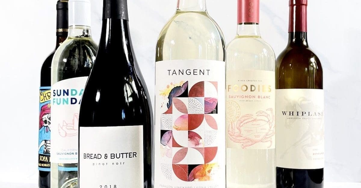 bottle of white and red wine for best wines with BBQ article.